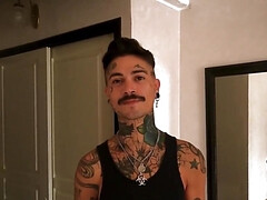 In den arsch, Grosser schwanz, Braunhaarige, Kehlenfick, Schwul, Behaart, Masturbation, Pornostars