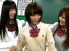 フェラチオ, 指いじり, 手コキする, ハードコア, 乳首, ハメ撮り, ペニスバンド, 三人