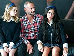 Culo grande, Verga grande, Tetas grandes, Mamada, Estilo perrito, Cuadrupleta, Flaco, Adolescente