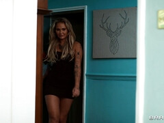 18 jahre, Grosser schwanz, Blondine, Blasen, Absätze, Monster, Tätowierung, Jungendliche (18+)