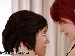 Baby sitter, Sucer une bite, Brunette brune, Queue, Hard, Mère que j'aimerais baiser, Séduite, Plan cul à trois