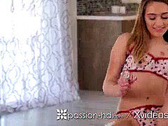 Blasen, Braunhaarige, Spermaladung, Aufs gesicht abspritzen