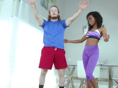 Africano, Americano, Negro, Mamada, Estilo perrito, Corridas faciales, Aceite, Spandex