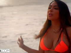 Поза 69, Большая жопа, Минет, Брюнетки, Кончили внутрь, Глубокая глотка, Белье, Наездница