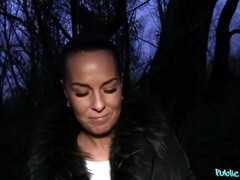 Amateur, Culo, Botas, Morena, Checa, Madres para coger, Al aire libre, Pov