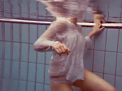 Эротика, Секс без цензуры, На природе, Бассейн, На публике, Русские, Сиськи, Под водой