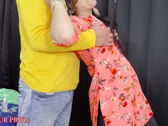 Grosser arsch, Betrug, Schmuddelige sprache, Hundestellung, Erstes mal, Handjob, Hardcore, Massage