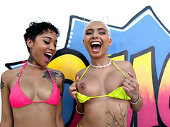 Язык в попке, Минет, Глубокая глотка, Член, Натуральные сиськи, От первого лица, Втроем, Сиськи