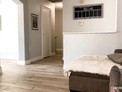 Hardcore, Gezichtspunt, Roodharige vrouw