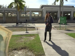 Grosser arsch, Grosser schwanz, Blondine, Blasen, Hardcore, Hd, Natürlichen titten, Im freien