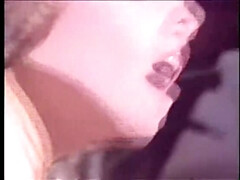 Grote lul, Grote mammen, Pijpbeurt, Bruinharig, Rondborstig, Kut duiken, Slet, Tiener