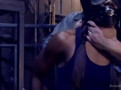 Sadomasoquismo, Amarrada, Dominación, Ébano, Penetracion con dedos, Humillación, Castigada