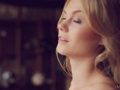 Платье, Ноги, Соски, Киски, Соло, Стриптиз, Тату, Стринги