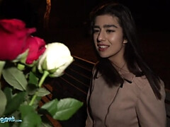 デカチン, フェラチオ, バック, 毛深い, なめる, ハメ撮り, 公共, 現実