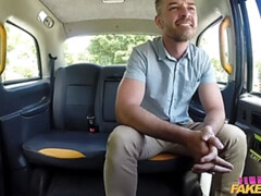 Couple, Tir de sperme, En levrette, Faciale, Femelle, Branlette thaïlandaise, De plein air, Chatte