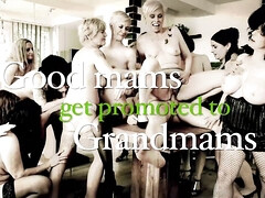 Gros seins, Femme couguar, En levrette, Pieds, Fétiche, Branlette thaïlandaise, Hd, Rasée