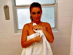 Leie, Grosser arsch, Grosser schwanz, Grosse titten, Hundestellung, Piercing, Pov, Muschi