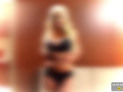 Gros seins, Blonde, Sucer une bite, Pieds, Mère que j'aimerais baiser, Orgie, Pov, Réalité