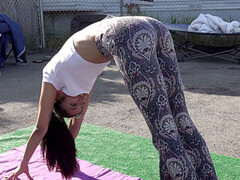 Pies, Al aire libre, Público