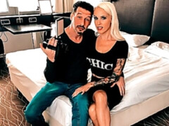 Leie, Grosser arsch, Grosser schwanz, Grosse titten, Blondine, Blasen, Hundestellung, Pov