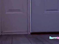 Grosser arsch, Blasen, Familie, Pov, Muschi, Rau, Schüchtern, Schwestern