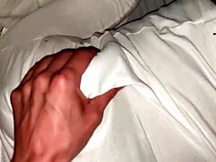 Amateur, Estilo perrito, Penetracion con dedos, Tetas naturales, Afeitado, Puta, Mojado, Puta