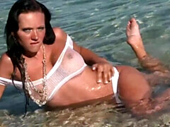 Amateur, Gros cul, Gros seins, Bikini, Brunette brune, Nue, Solo, Dénudage