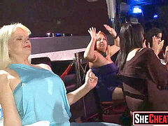 18 jaar, Enthousiasteling, Grote lul, Genootschap, Oudere vrouw, Dominante vrouw, Feest, Tiener