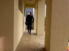 Amateur, Sucer une bite, Voiture, Faciale, Fille latino, Bureau, De plein air, Chatte