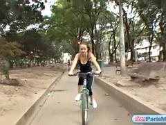 Tetas grandes, Fetiche, Latina, Al aire libre, Público, Montar, Sexo soft, Tetas