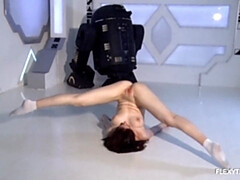 Amateur, Gym, Nue  à poil, Nue, Chatte, Russe, Solo, Nénés