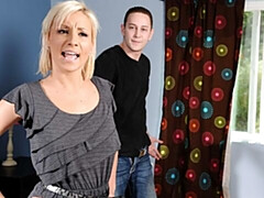 Grosser arsch, Grosser schwanz, Grosse titten, Blondine, Blasen, Milf, Natürlichen titten, Schlucken