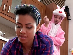 Gros cul, Voiture, Tchèque, Gorge profonde, Domestique, Nue  à poil, Seins naturels, De plein air