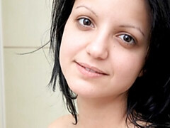 18 años, Culo grande, Tetas grandes, Morena, Masturbación, Cabello corto, Flaco, Estriptis