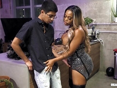 Horny black babe Breyana Moore heart-stopping xxx clip