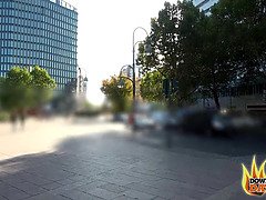 Grosse titten, Blasen, Emotionale dirne, Grufti, Im freien, Pov, Öffentlich, Realität