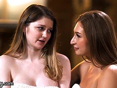 デカ尻, デカパイ, 毛深い, レズビアン, なめる, 現実, 赤毛, ソフトコア