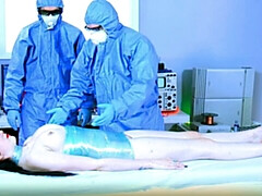 18 jaar, Grote kont, Grote mammen, Bruinharig, Naakte man aangeklede vrouw, Fetisj, Naakt, Mager