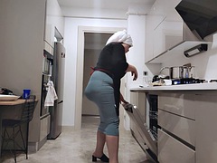 My big ass stepmom hardened my cock with her tight skirt