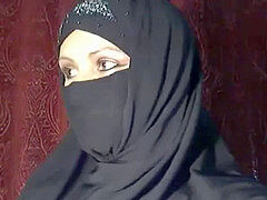 arabian hijab damsel shows herself on webcam